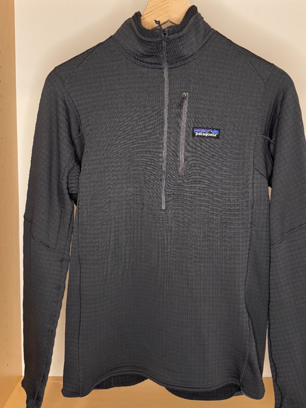 Patagonia R1 Fleece Pullover Black STY40110 Men’s Small